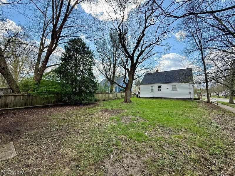 857 Kennebec Avenue, Akron, OH 44305 Photo 18