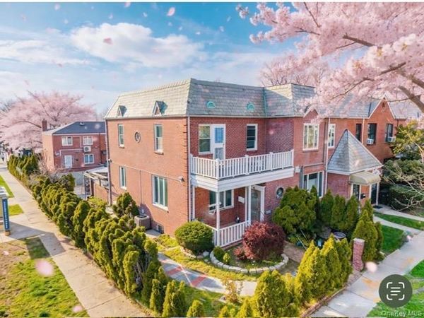 100-01 75th Avenue , Forest Hills, NY 11375