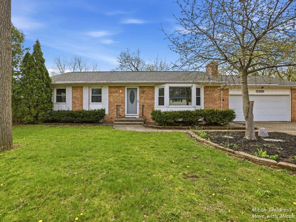 5359 Burgis Avenue SE, Grand Rapids, MI 49508