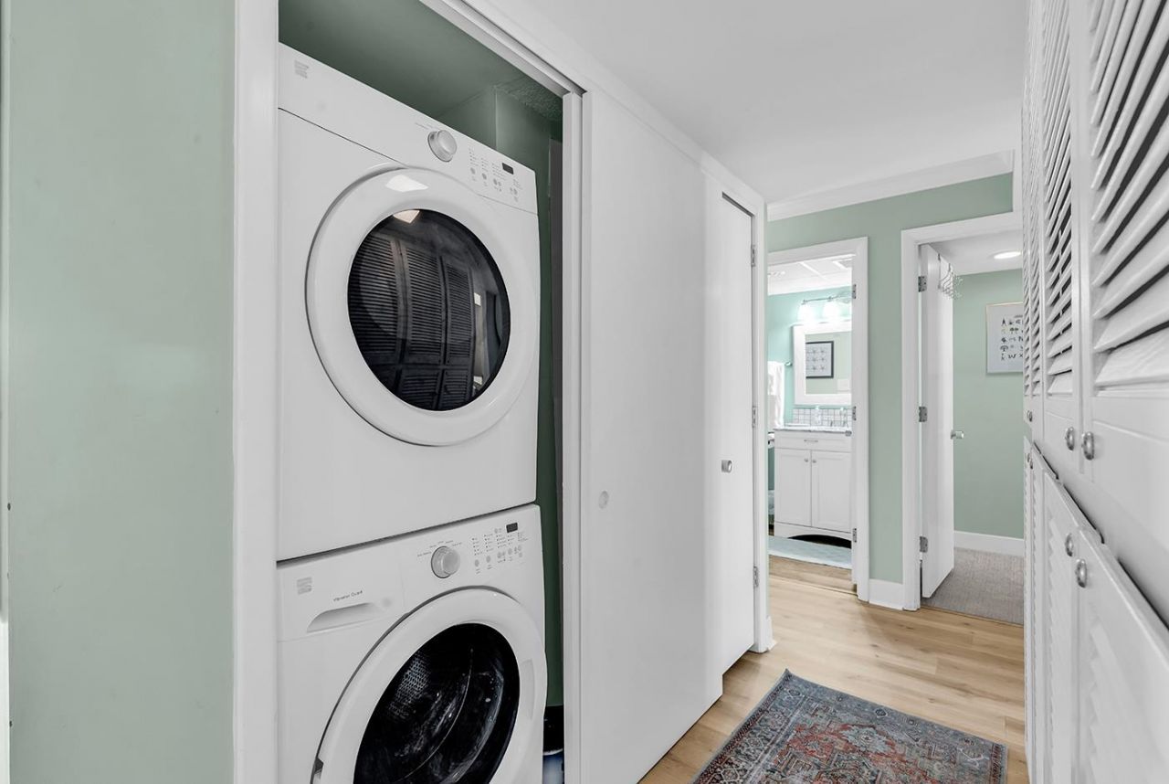 741 Retreat Beach Circle Photo 22