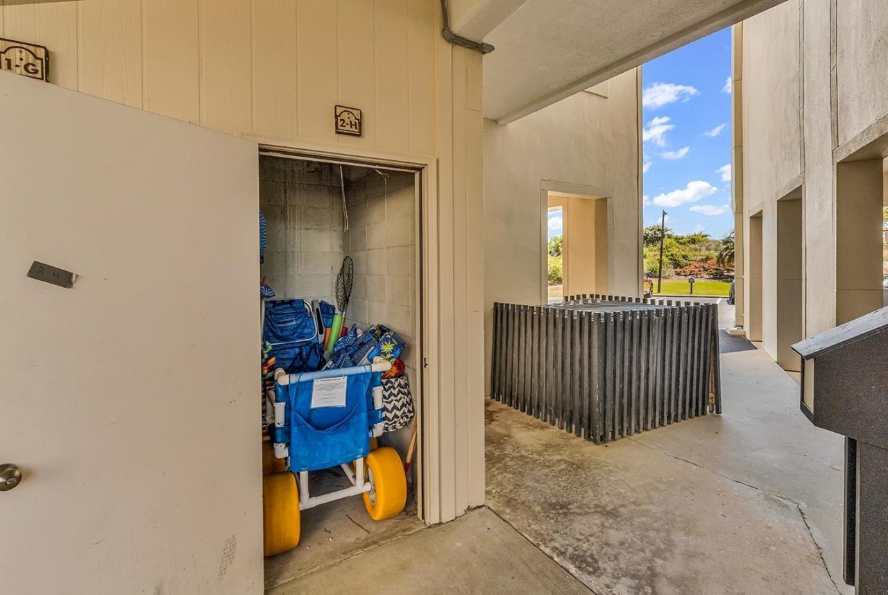 741 Retreat Beach Circle Photo 26