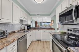 741 Retreat Beach Circle photo 4