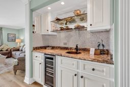 741 Retreat Beach Circle photo 4