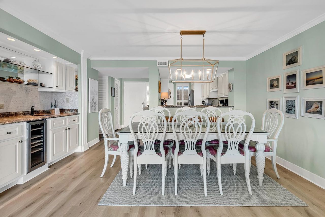 741 Retreat Beach Circle Photo 6