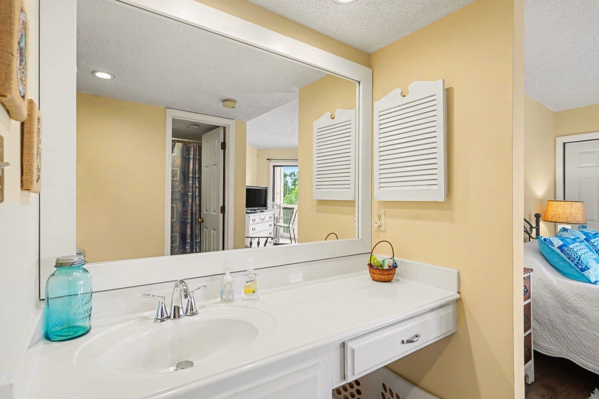 4294 Pinehurst Circle Photo 11