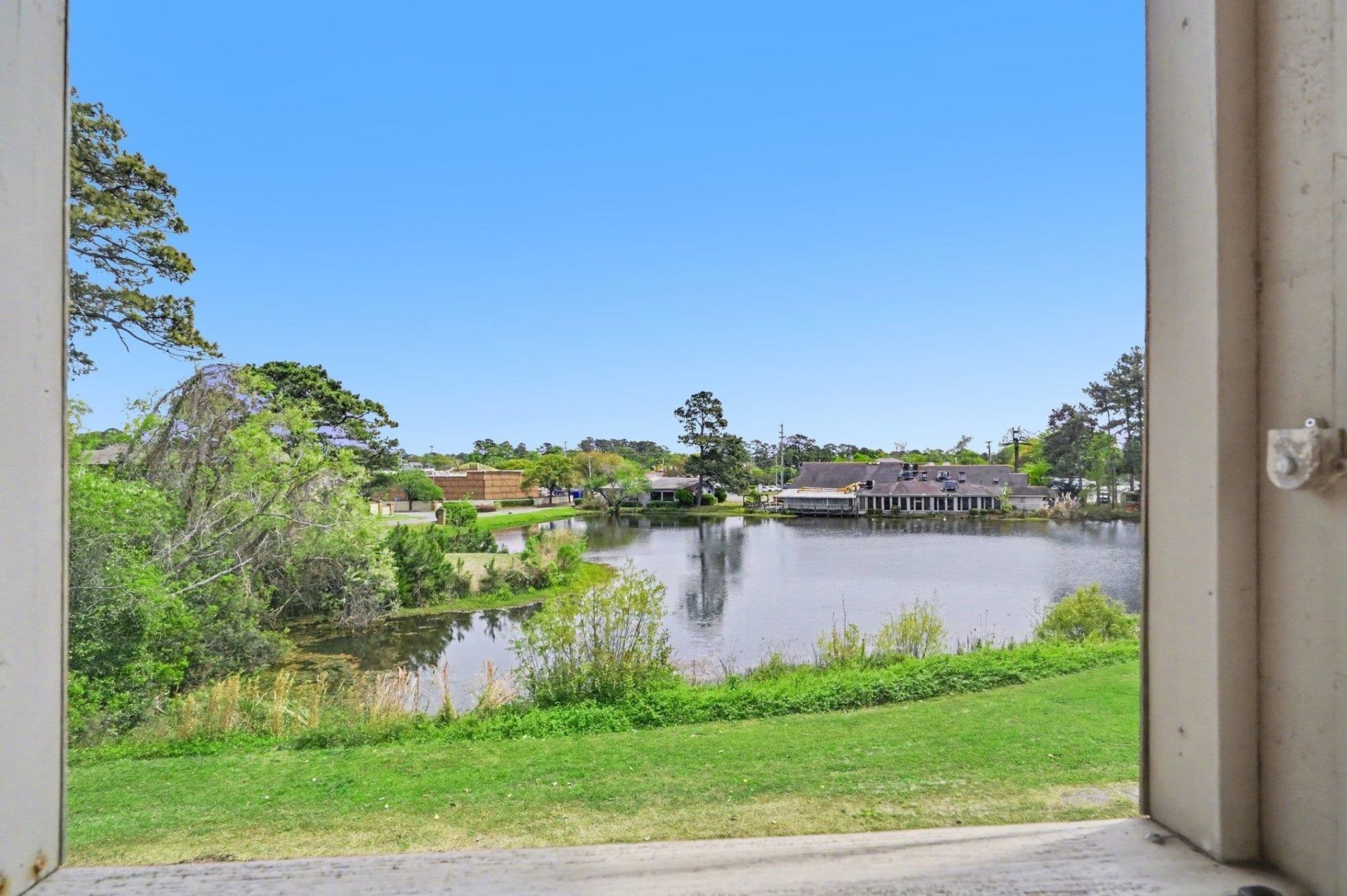 4294 Pinehurst Circle Photo 26