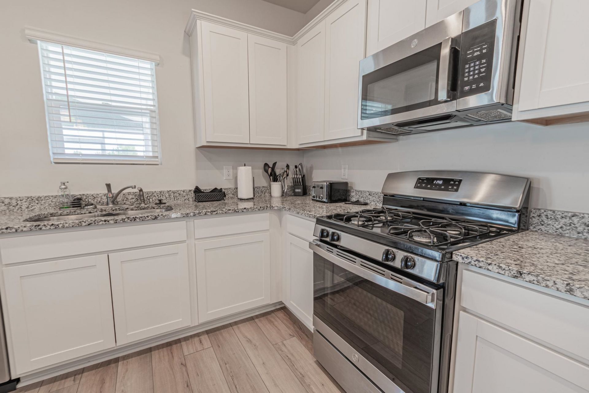 180 Wagner Cir. Photo 10