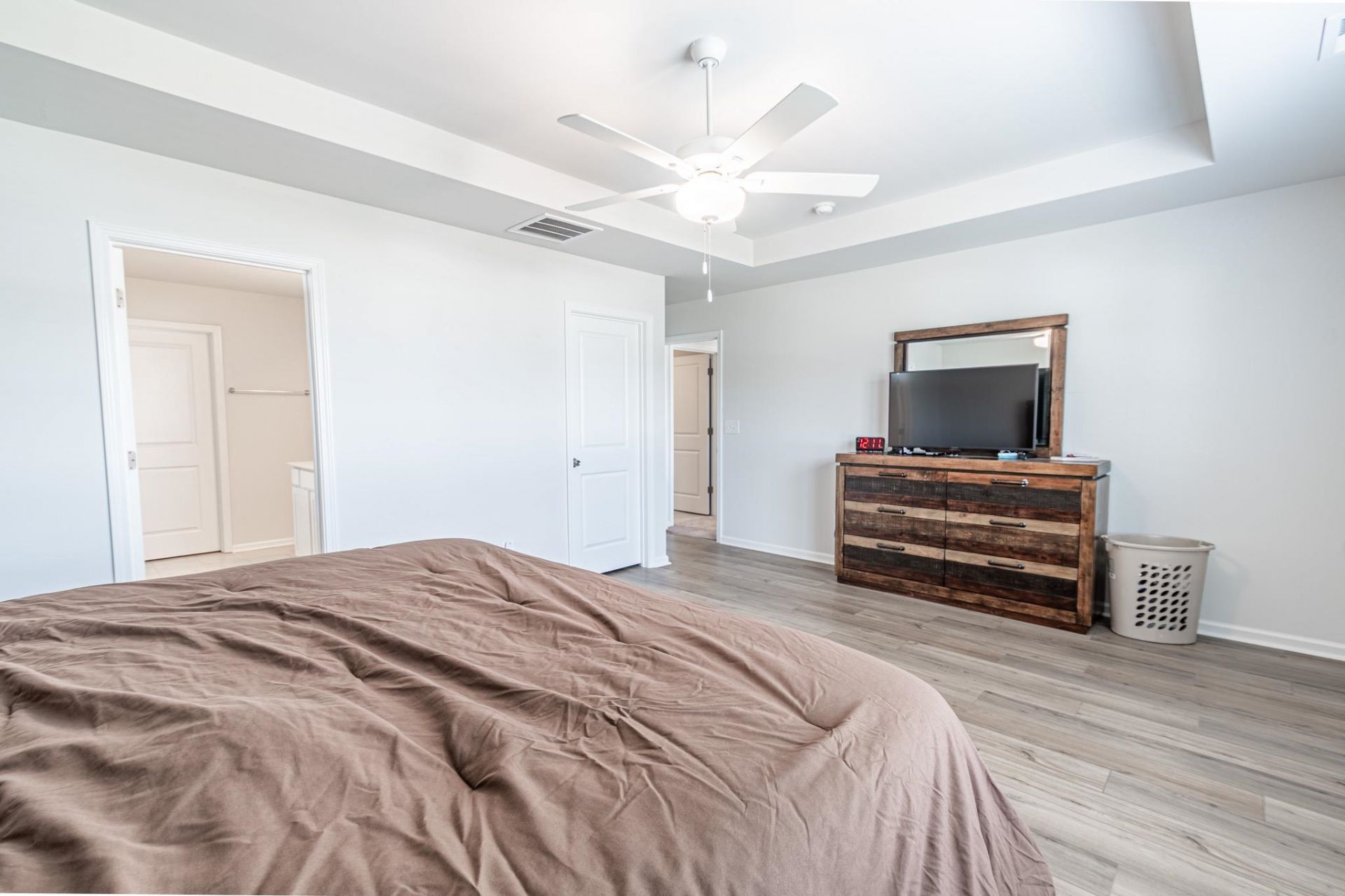 180 Wagner Cir. Photo 15