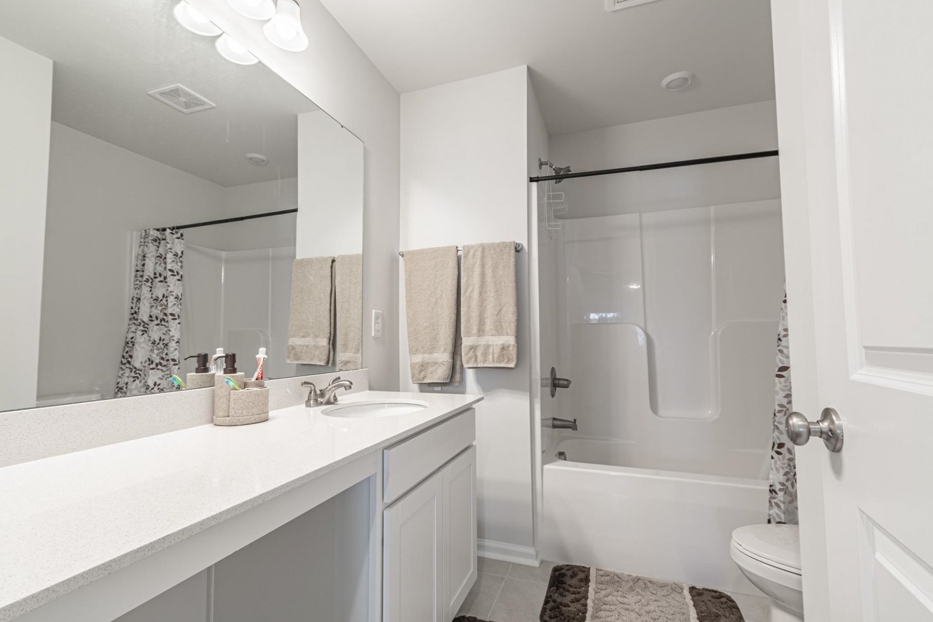 180 Wagner Cir. Photo 20