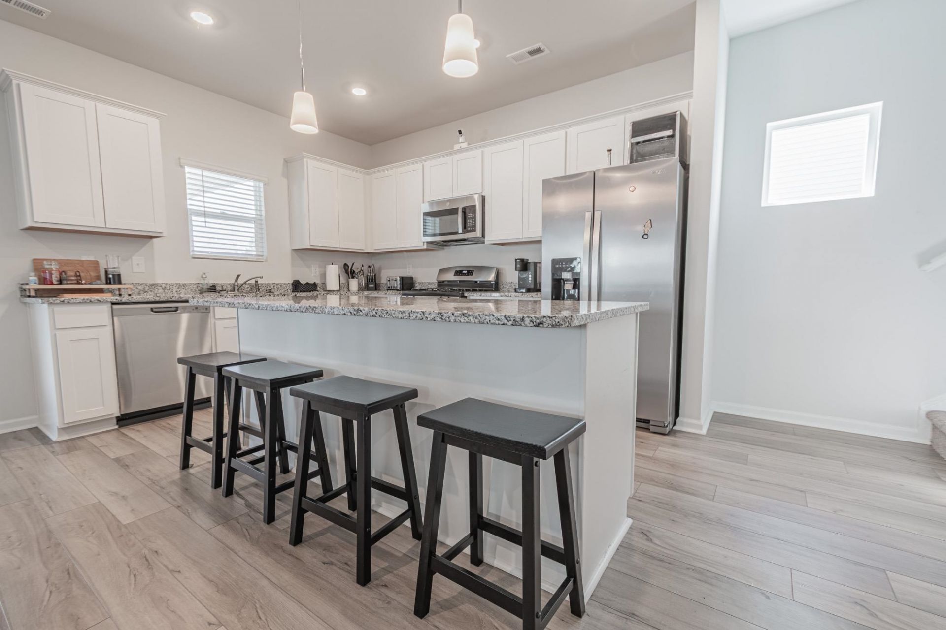 180 Wagner Cir. Photo 7