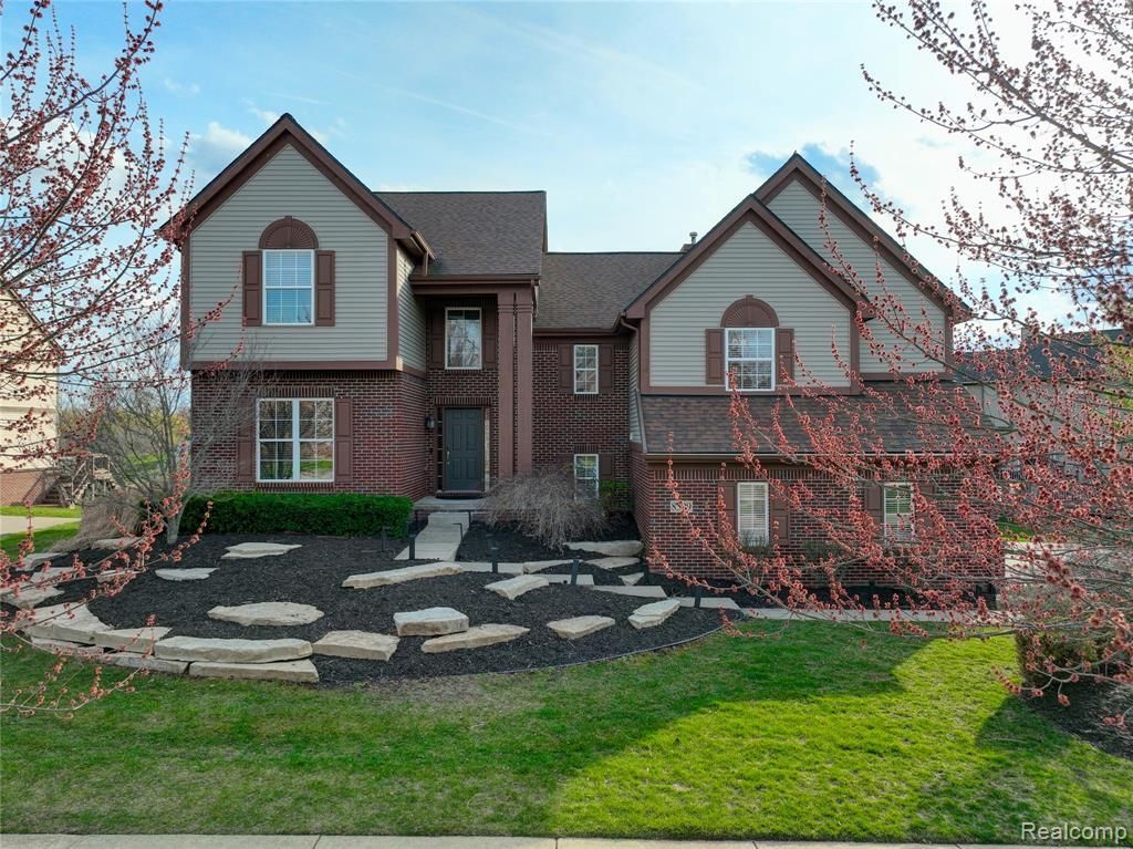 8599 Hummingbird, Commerce Township, MI 48382 Main Photo