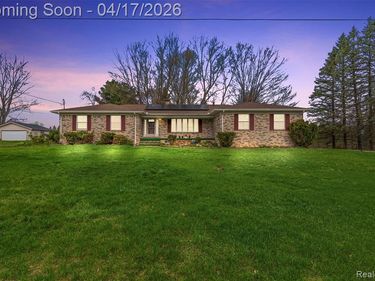 3432 S State Road, Davison Twp, MI 48423