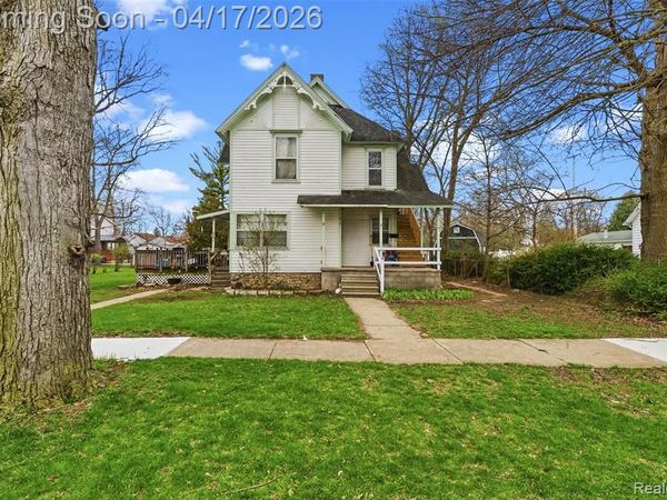 415 W State Street, Corunna, MI 48817