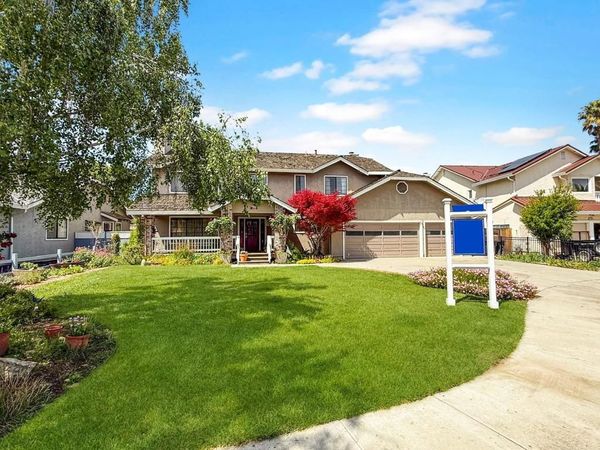 1800 Nora Drive, Hollister, CA 95023