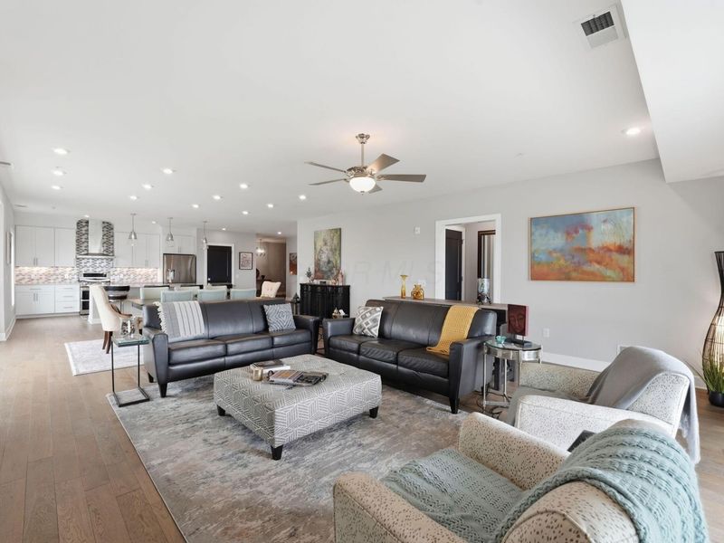 5317 Highpointe Lakes Drive , Unit 405, Westerville, OH 43081 Photo 24