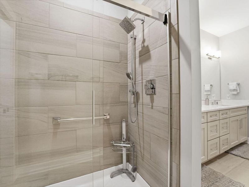 5317 Highpointe Lakes Drive , Unit 405, Westerville, OH 43081 Photo 30