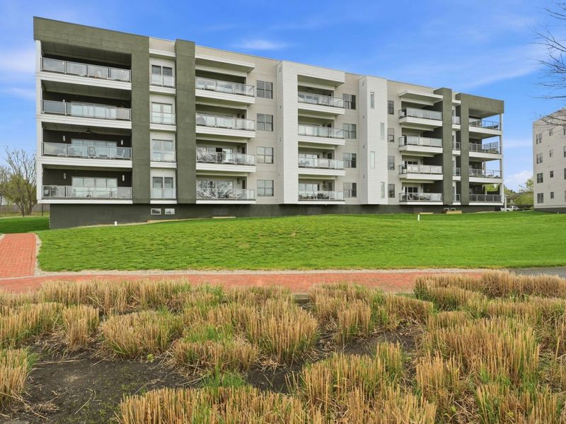 5317 Highpointe Lakes Drive , Unit 405, Westerville, OH 43081 Photo 37