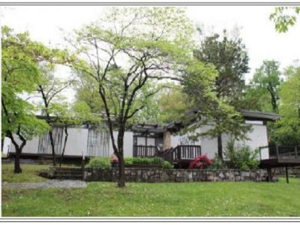 629 Mississippi Avenue, Signal Mountain, TN 37377