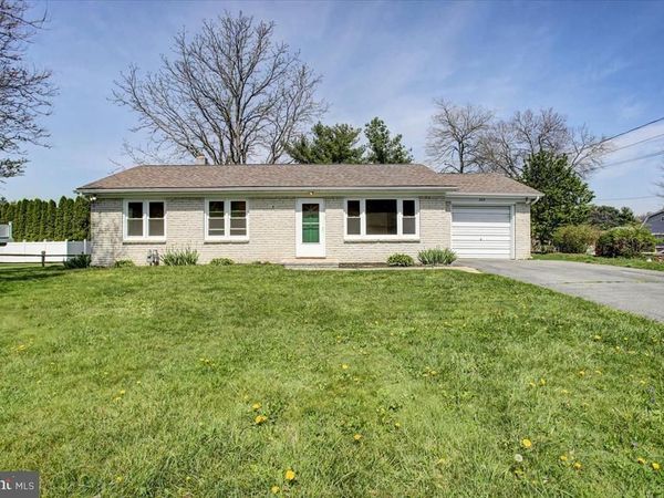 203 UNIVERSITY DRIVE , MONT ALTO, PA 17237