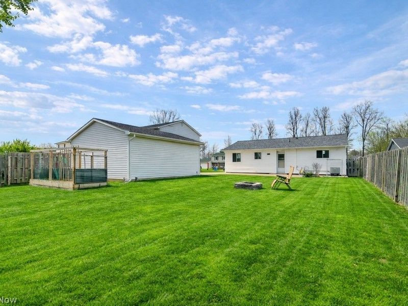 652 Saint Lawrence Boulevard, Eastlake, OH 44095 Photo 35