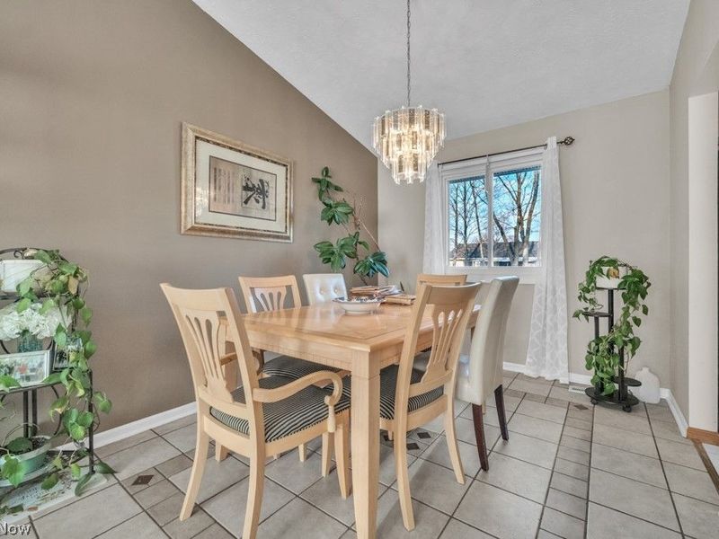 89 Wellsley Place, Brunswick, OH 44212 Photo 5