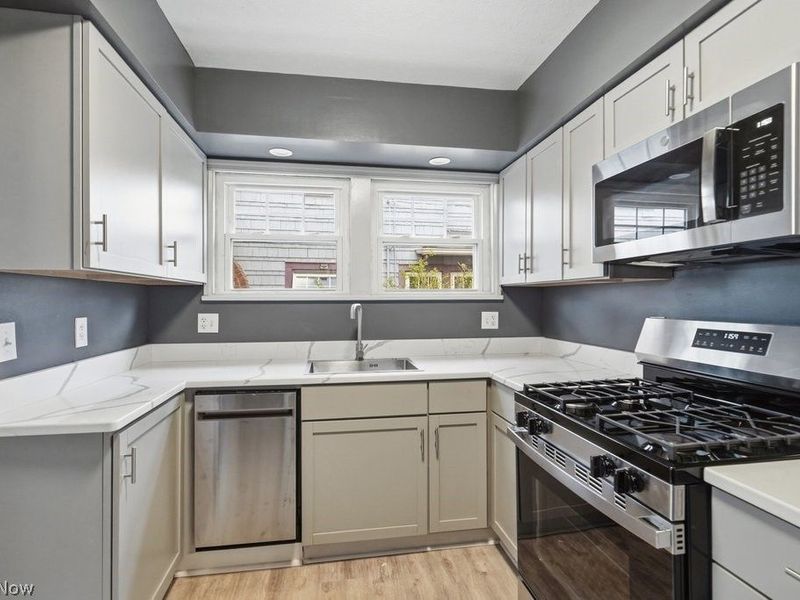 2209 Lamberton Road, Cleveland Heights, OH 44118 Photo 14