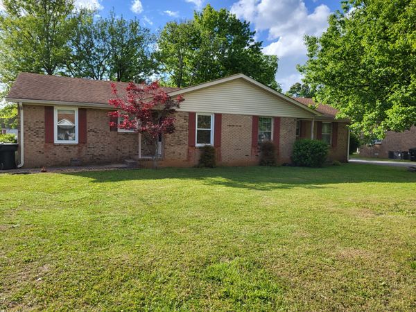 1529 Old Lascassas Rd, Murfreesboro, TN 37130