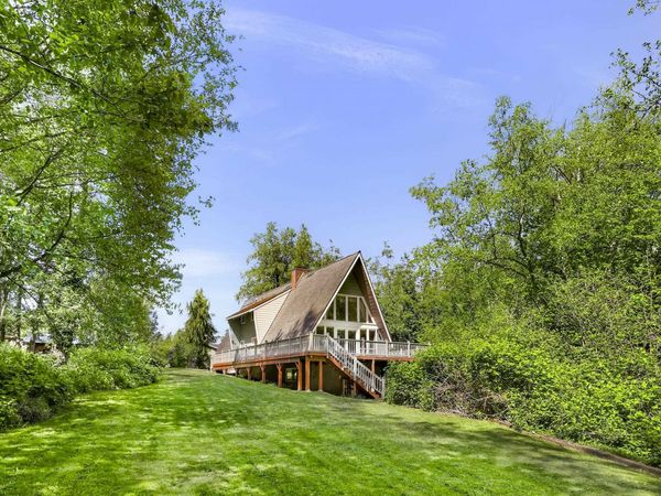 1418 E Blackburn Rd, Other, WA 98274