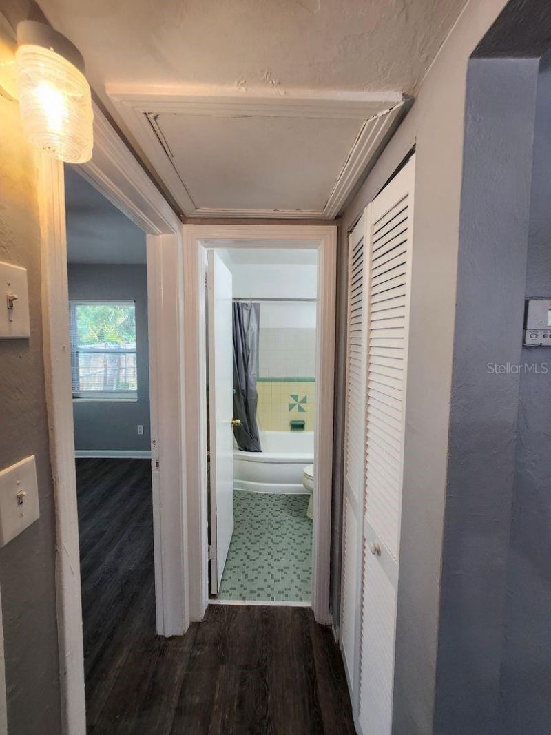 2524 19th Street S, Saint Petersburg, FL 33712 Photo