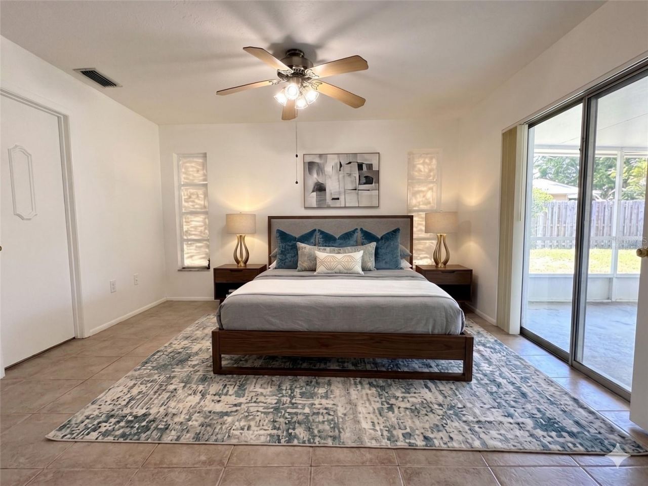 5389 Foxwood Drive , Sarasota, FL 34232 Photo