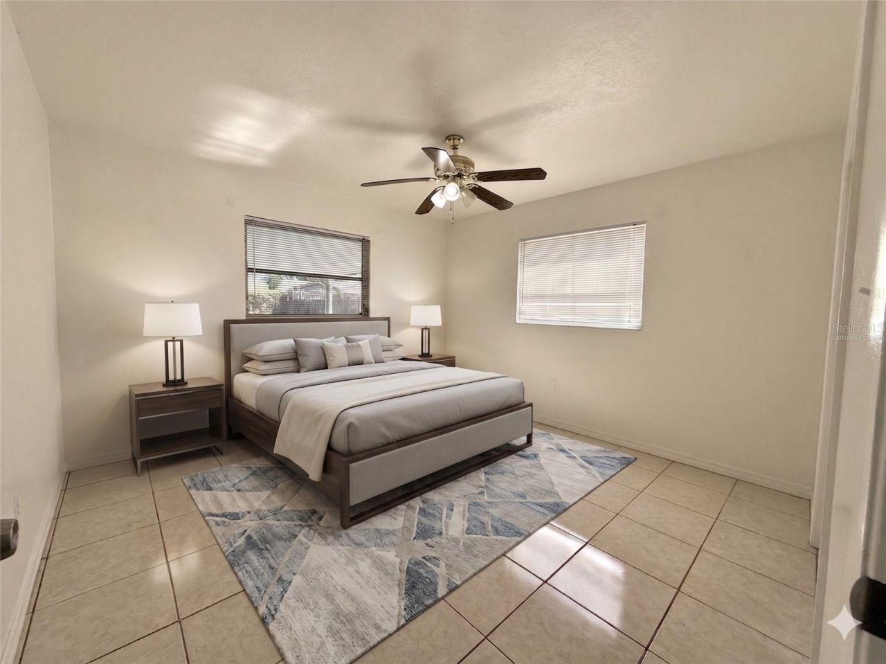 5389 Foxwood Drive , Sarasota, FL 34232 Photo