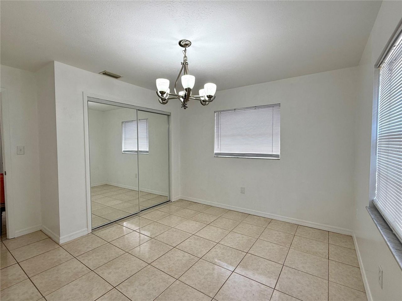 5389 Foxwood Drive , Sarasota, FL 34232 Photo