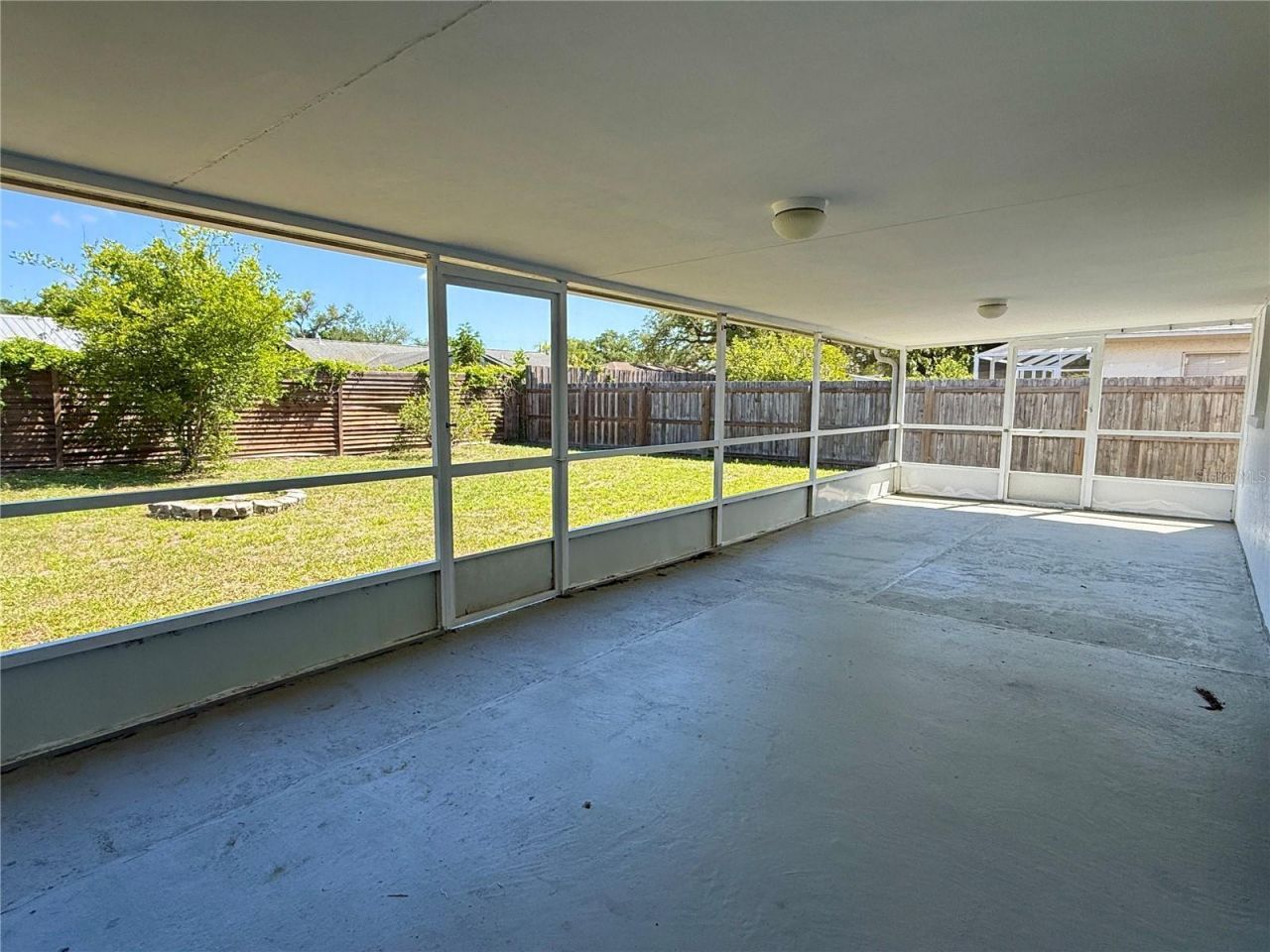 5389 Foxwood Drive , Sarasota, FL 34232 Photo