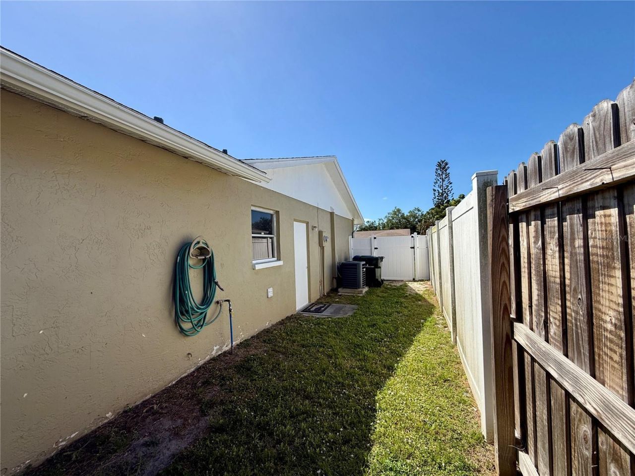 5389 Foxwood Drive , Sarasota, FL 34232 Photo