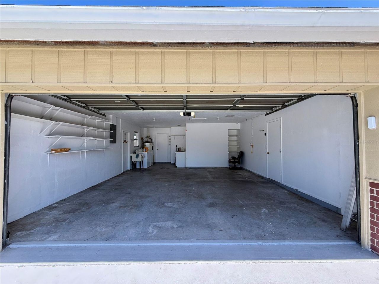 5389 Foxwood Drive , Sarasota, FL 34232 Photo