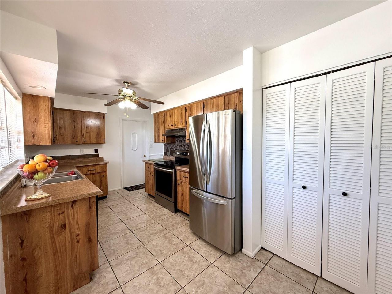 5389 Foxwood Drive , Sarasota, FL 34232 Photo