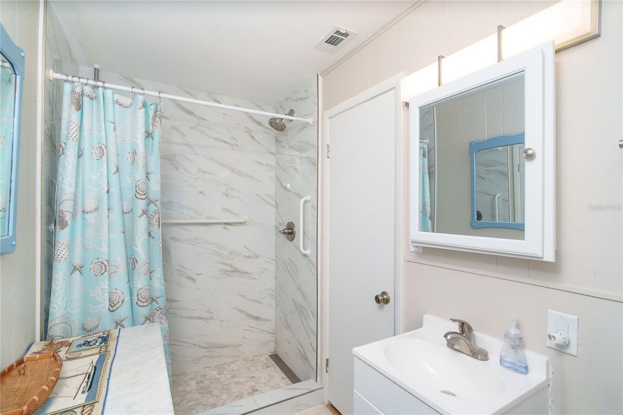 50 Friendship Lane, Englewood, FL 34223 Photo