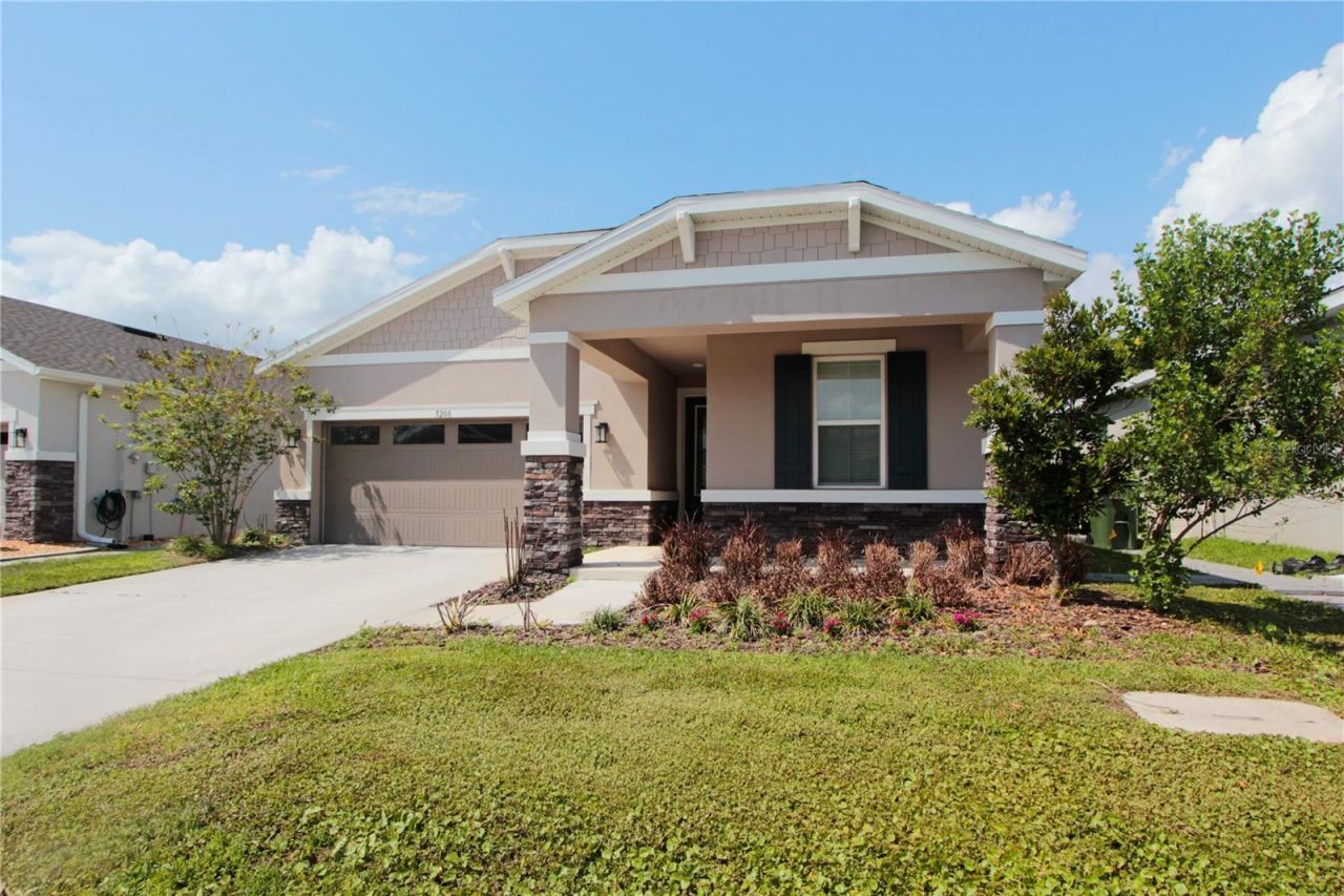 5208 Meadow Song Drive, Okahumpka, FL 34762 Photo