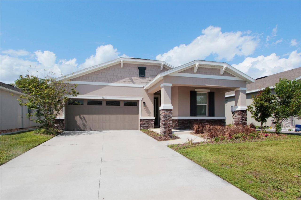 5208 Meadow Song Drive, Okahumpka, FL 34762 Photo