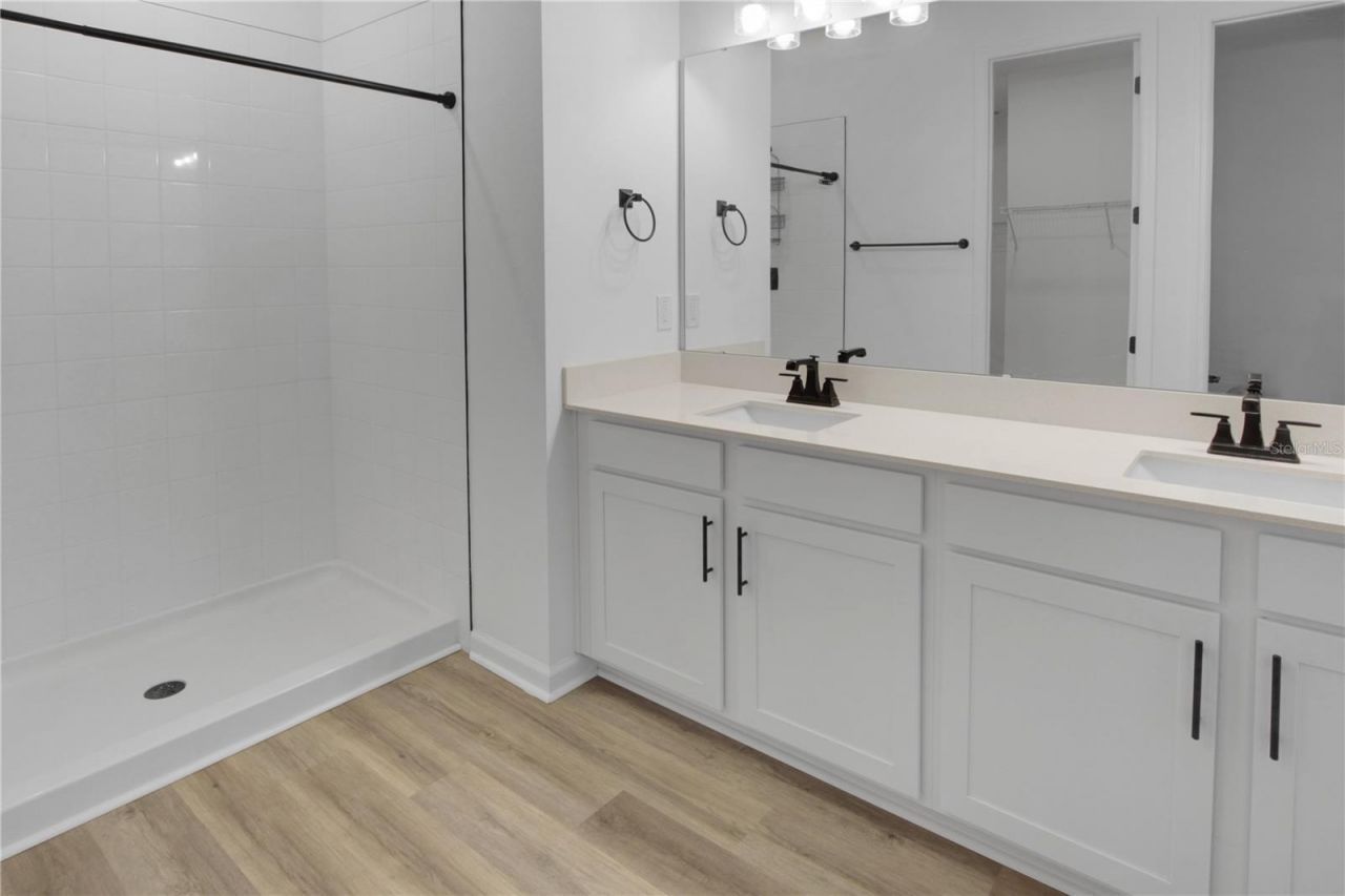 5208 Meadow Song Drive, Okahumpka, FL 34762 Photo