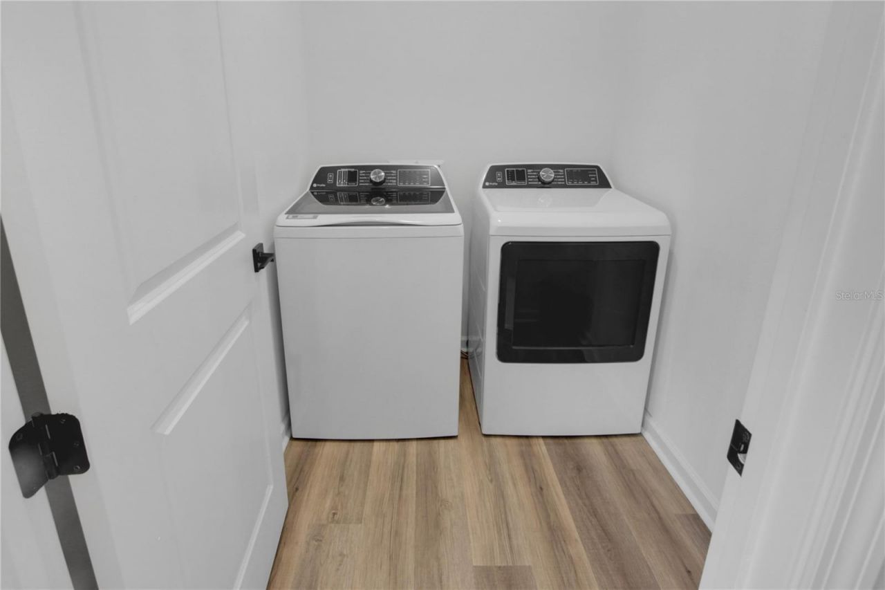 5208 Meadow Song Drive, Okahumpka, FL 34762 Photo