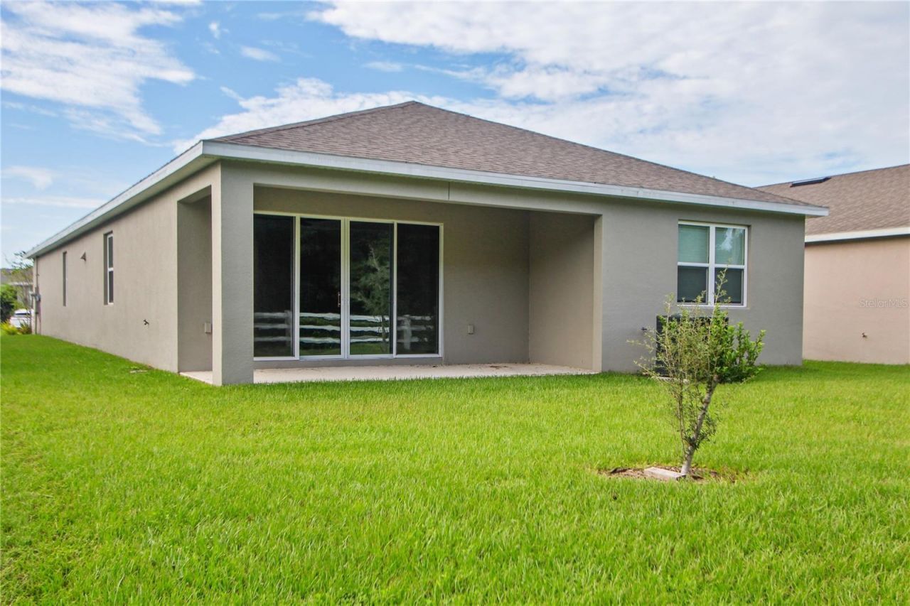 5208 Meadow Song Drive, Okahumpka, FL 34762 Photo