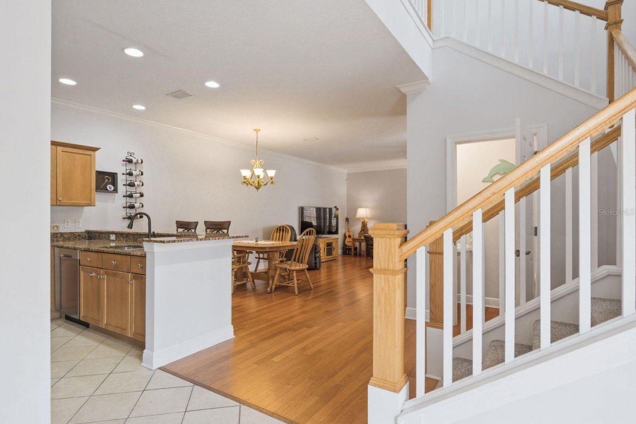 208 Valencia Circle, Saint Petersburg, FL 33716 Photo