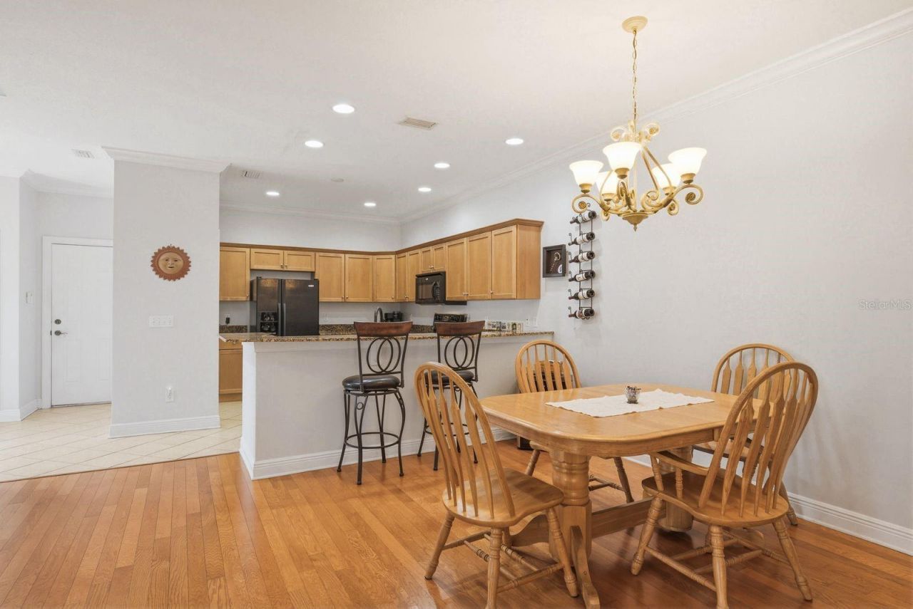 208 Valencia Circle, Saint Petersburg, FL 33716 Photo