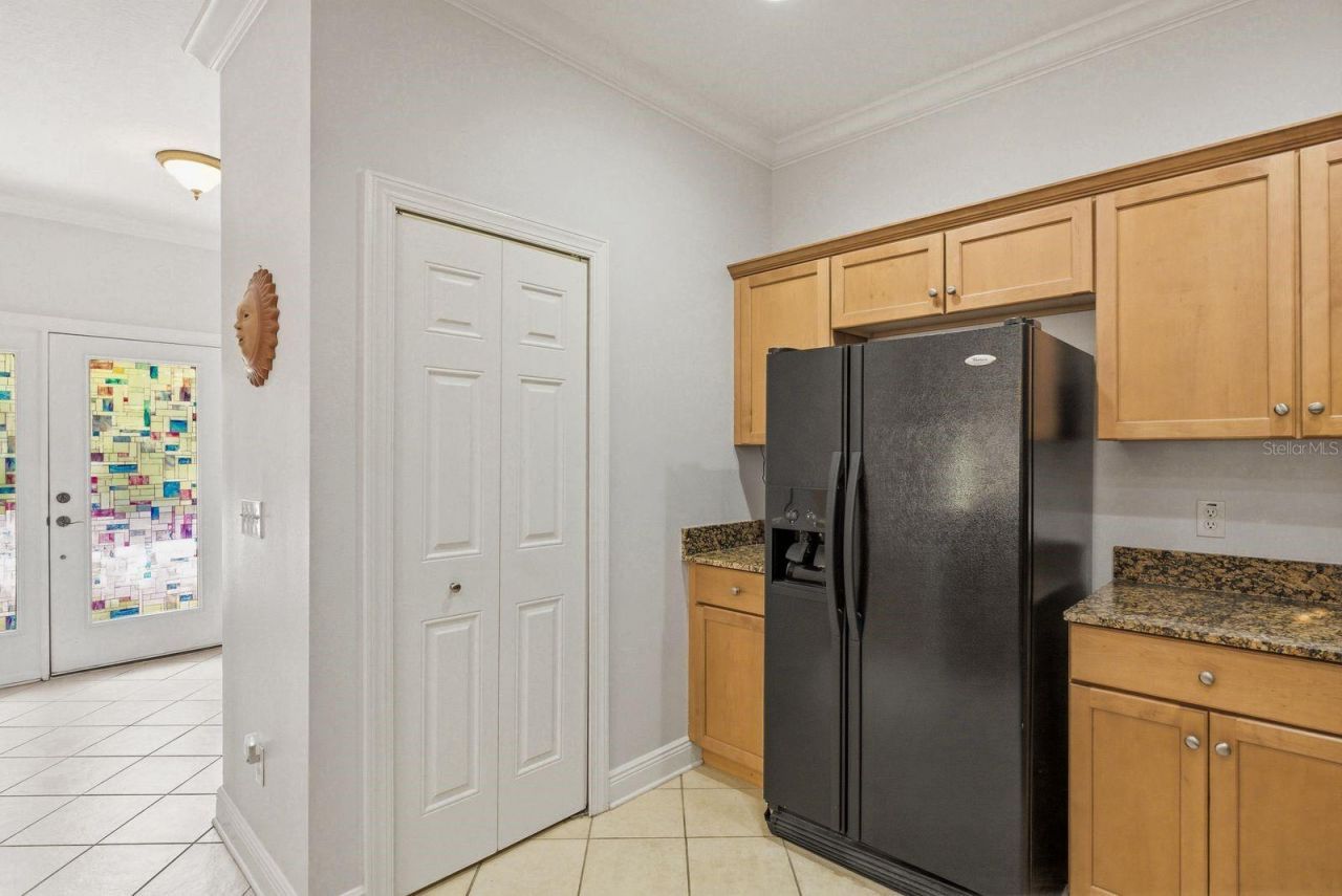 208 Valencia Circle, Saint Petersburg, FL 33716 Photo