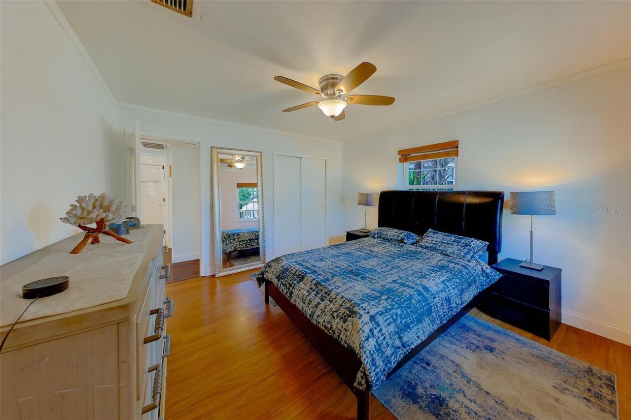 636 37th Avenue S, Saint Petersburg, FL 33705 Photo