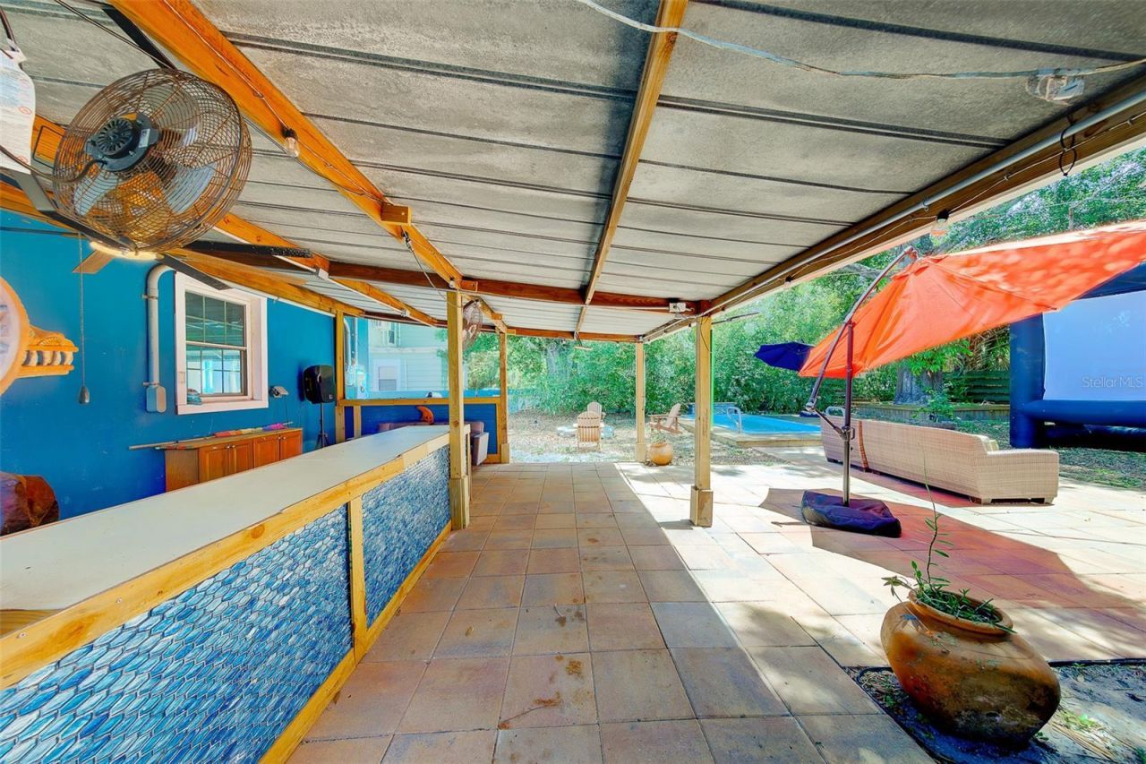 636 37th Avenue S, Saint Petersburg, FL 33705 Photo