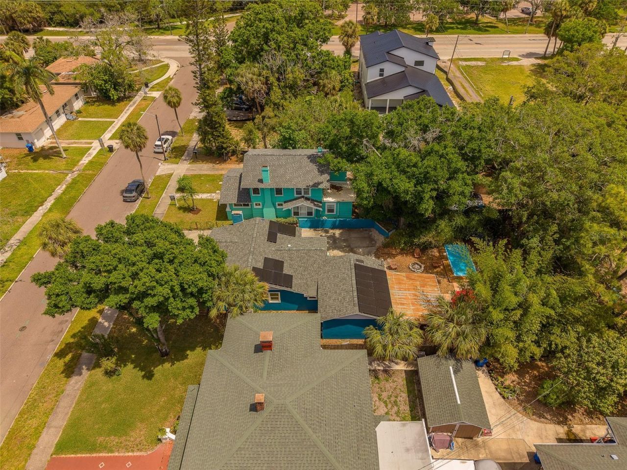 636 37th Avenue S, Saint Petersburg, FL 33705 Photo