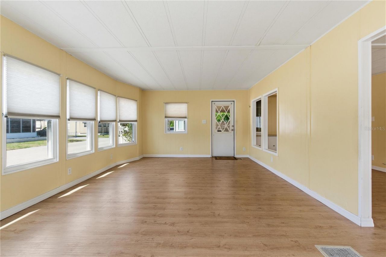 808 53rd Avenue E, Unit 246, Bradenton, FL 34203 Photo