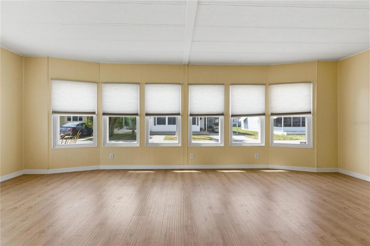 808 53rd Avenue E, Unit 246, Bradenton, FL 34203 Photo